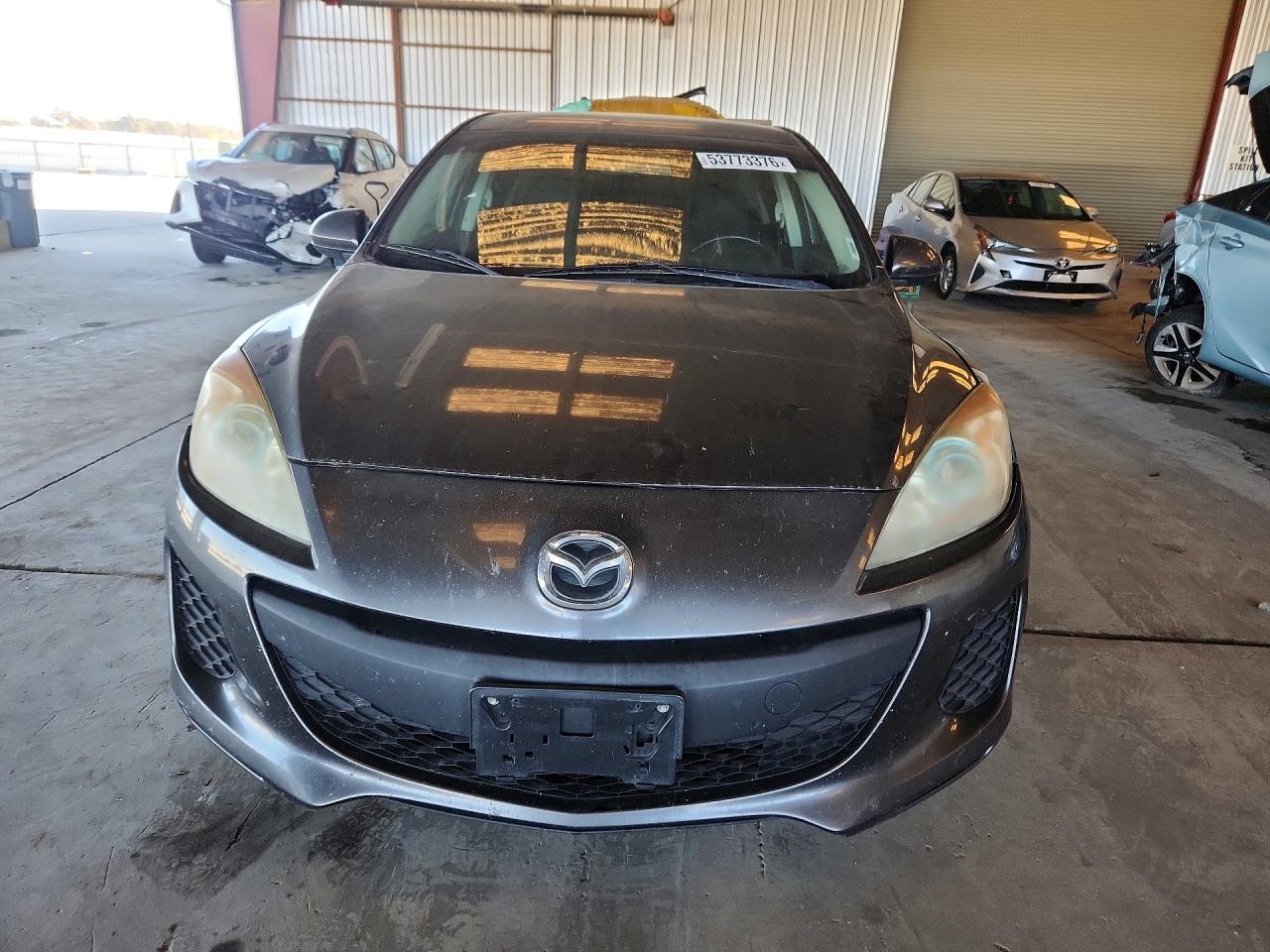 Mazda 3 I