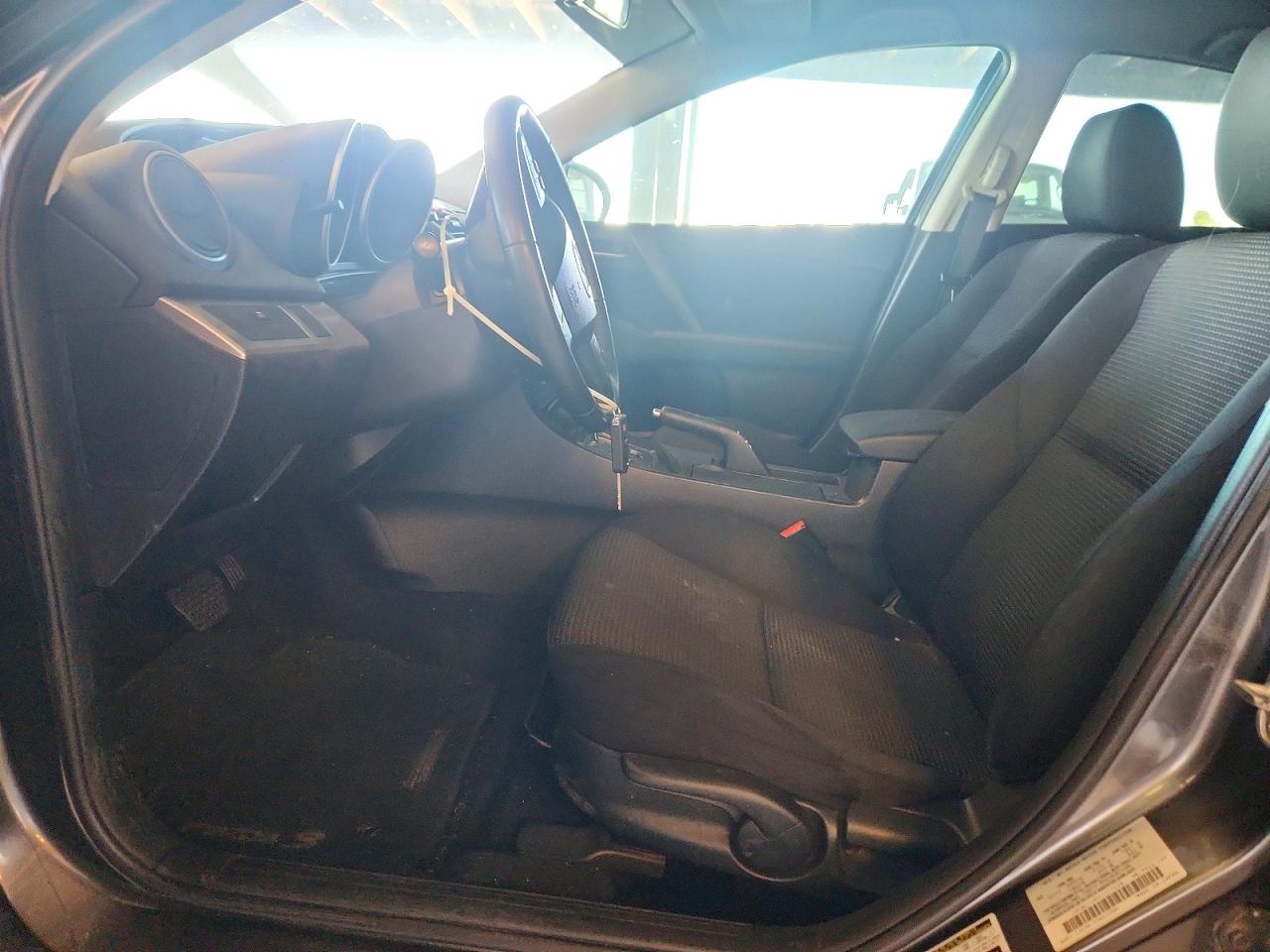 Mazda 3 I