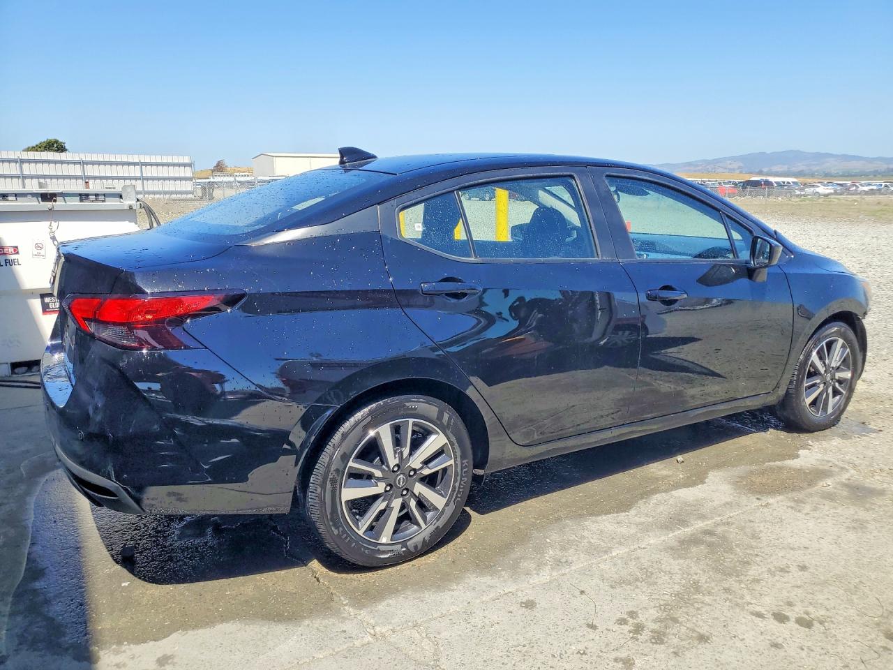 Nissan Versa Sv
