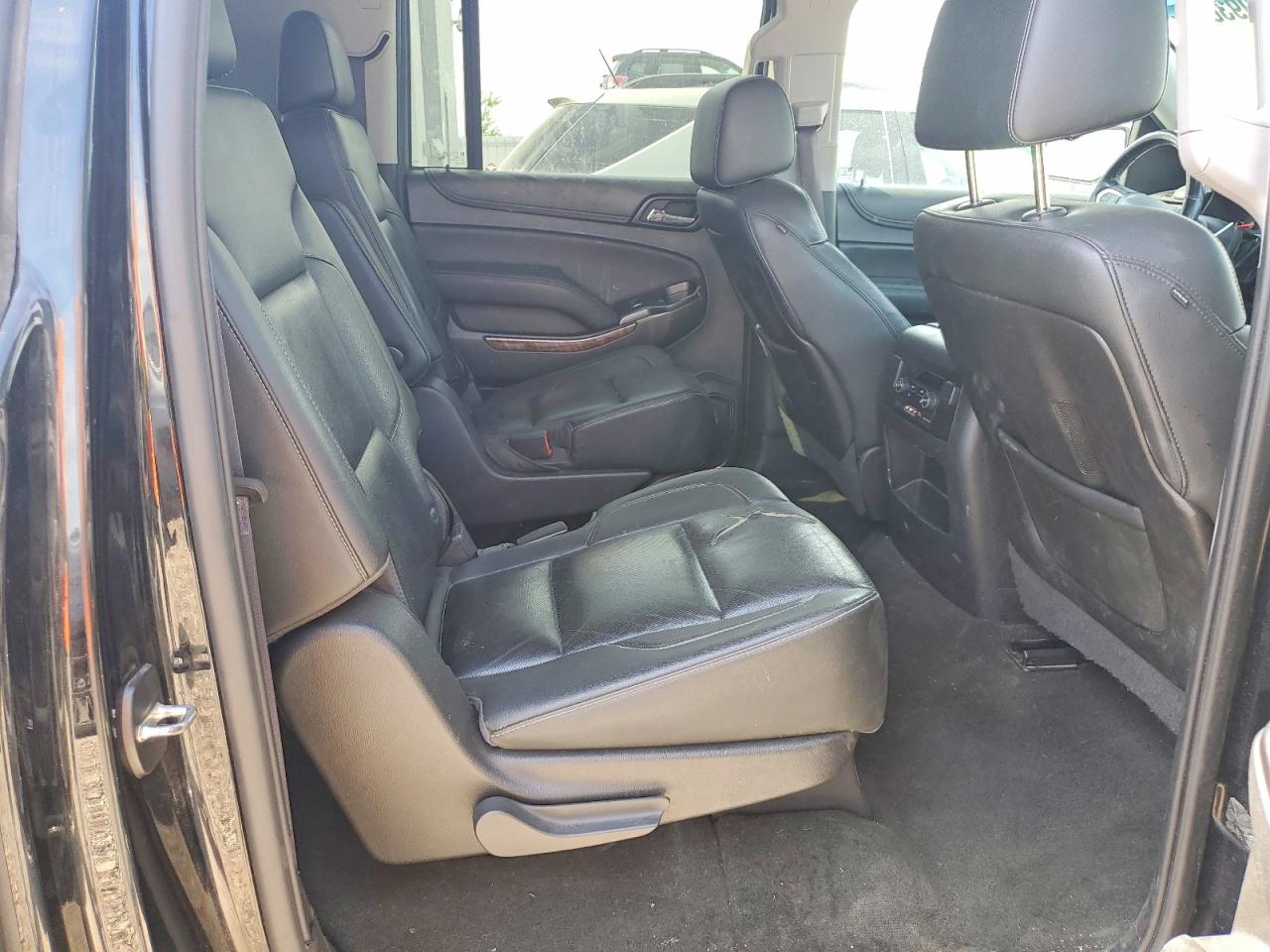 Chevrolet Suburban K1500 Ltz