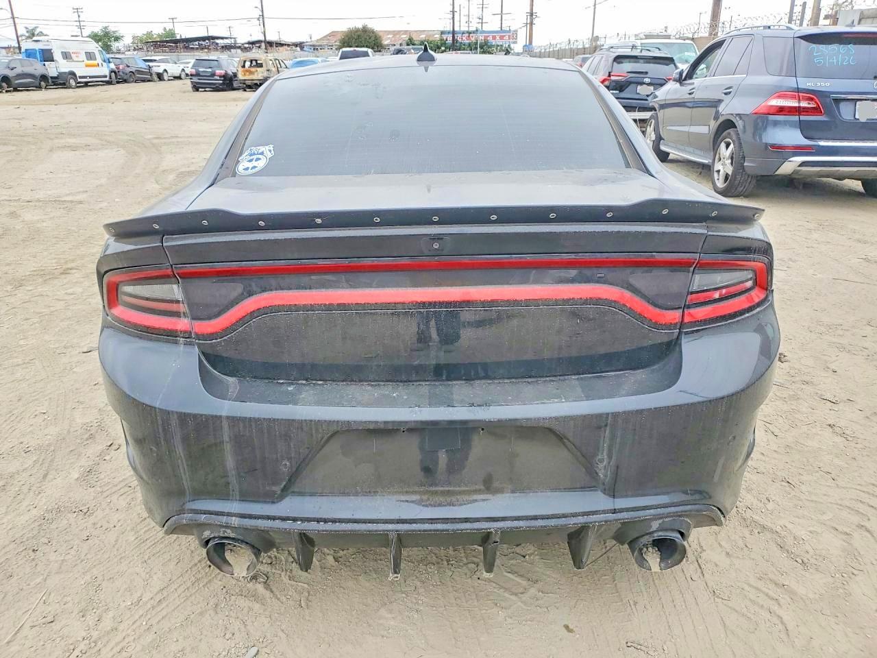 Dodge Charger R