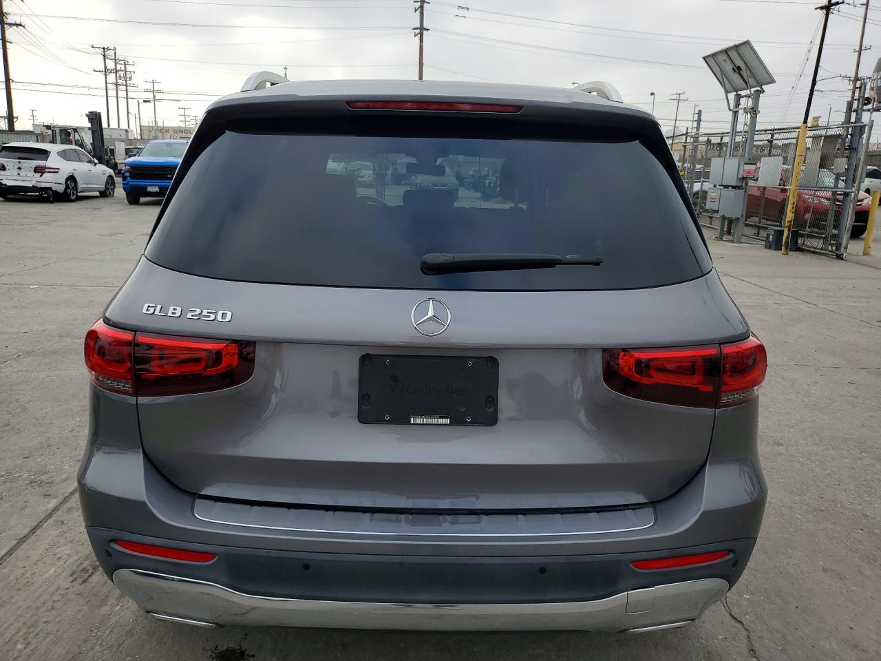 Mercedes-Benz GLB 250