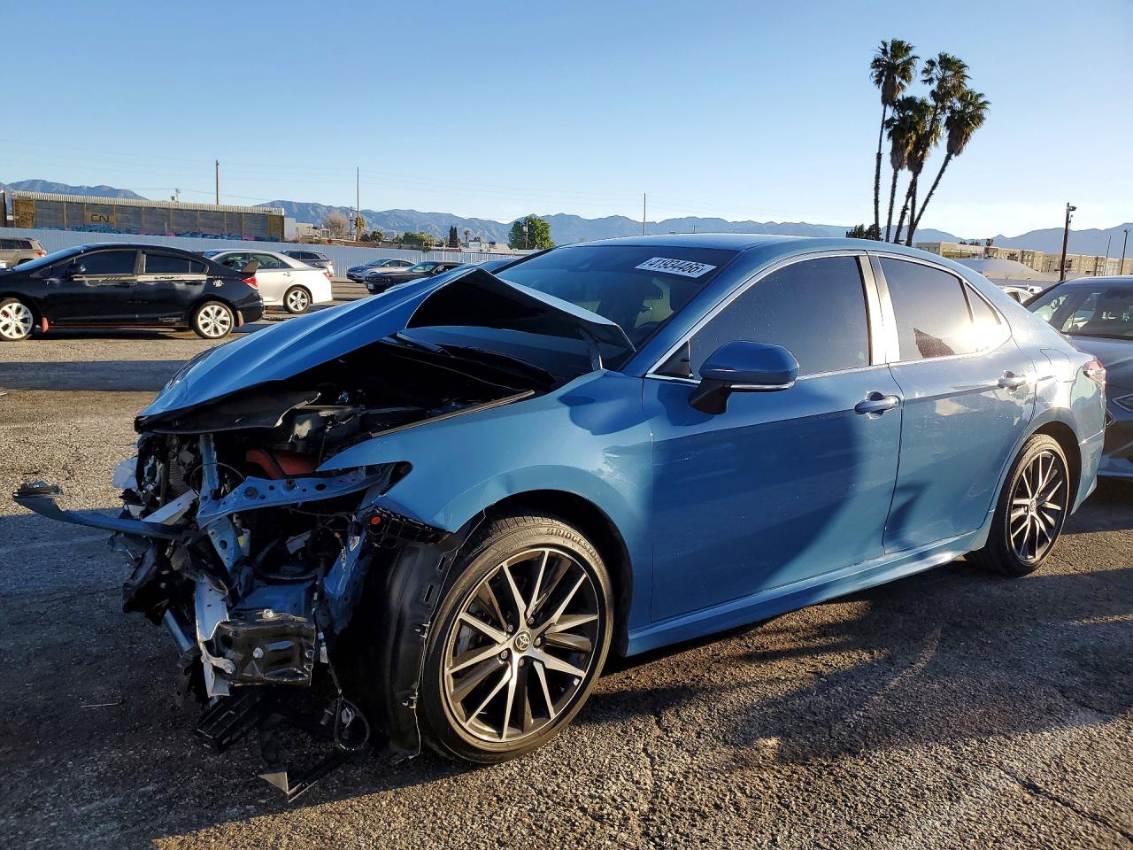 Salvage Toyota Camry Image