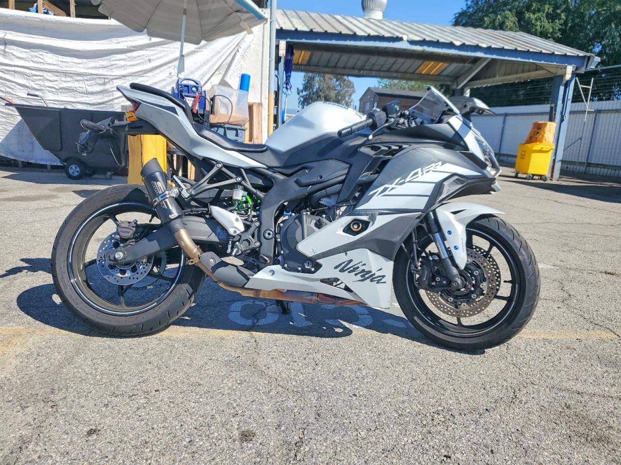 2025 Kawasaki Ninja 900