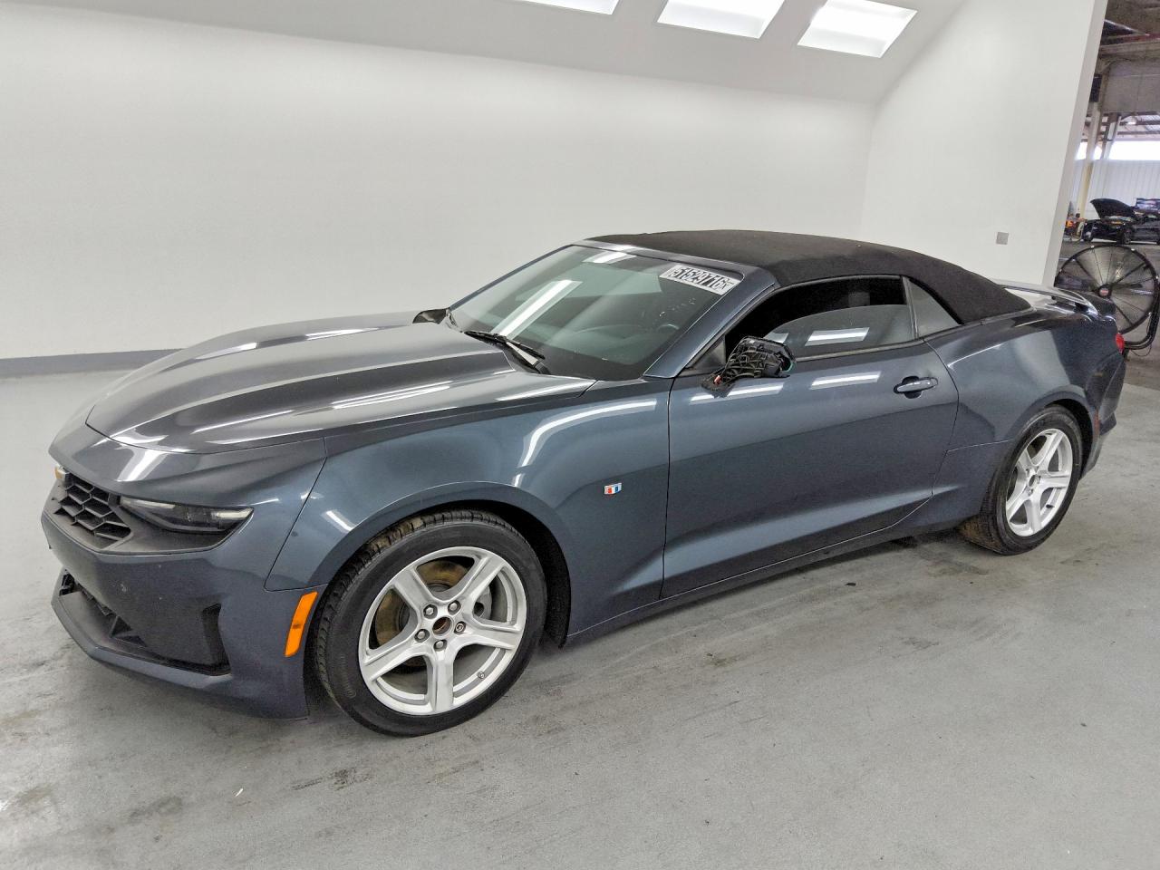 Salvage Chevrolet Camaro Image
