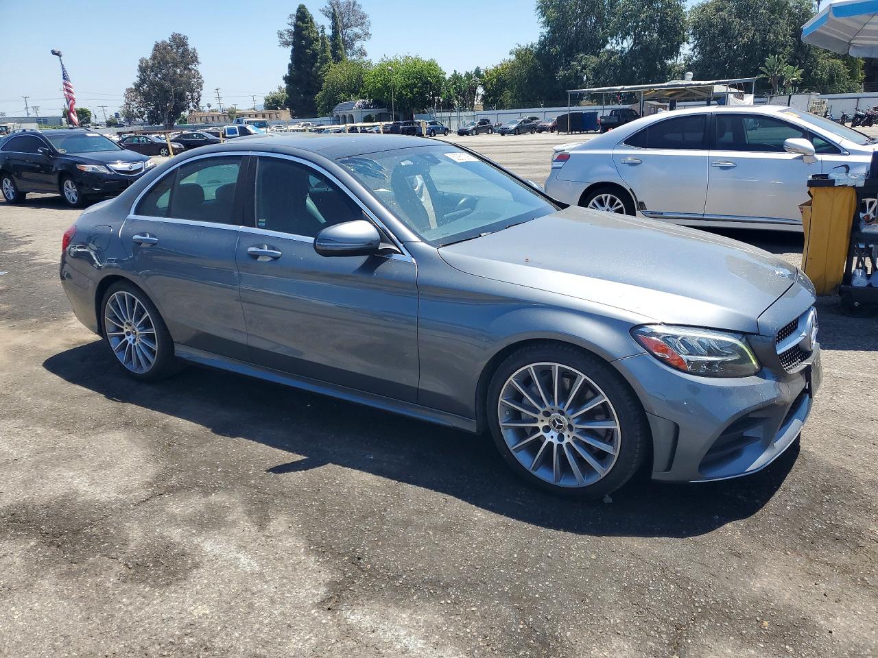 Mercedes-Benz C-Class 300