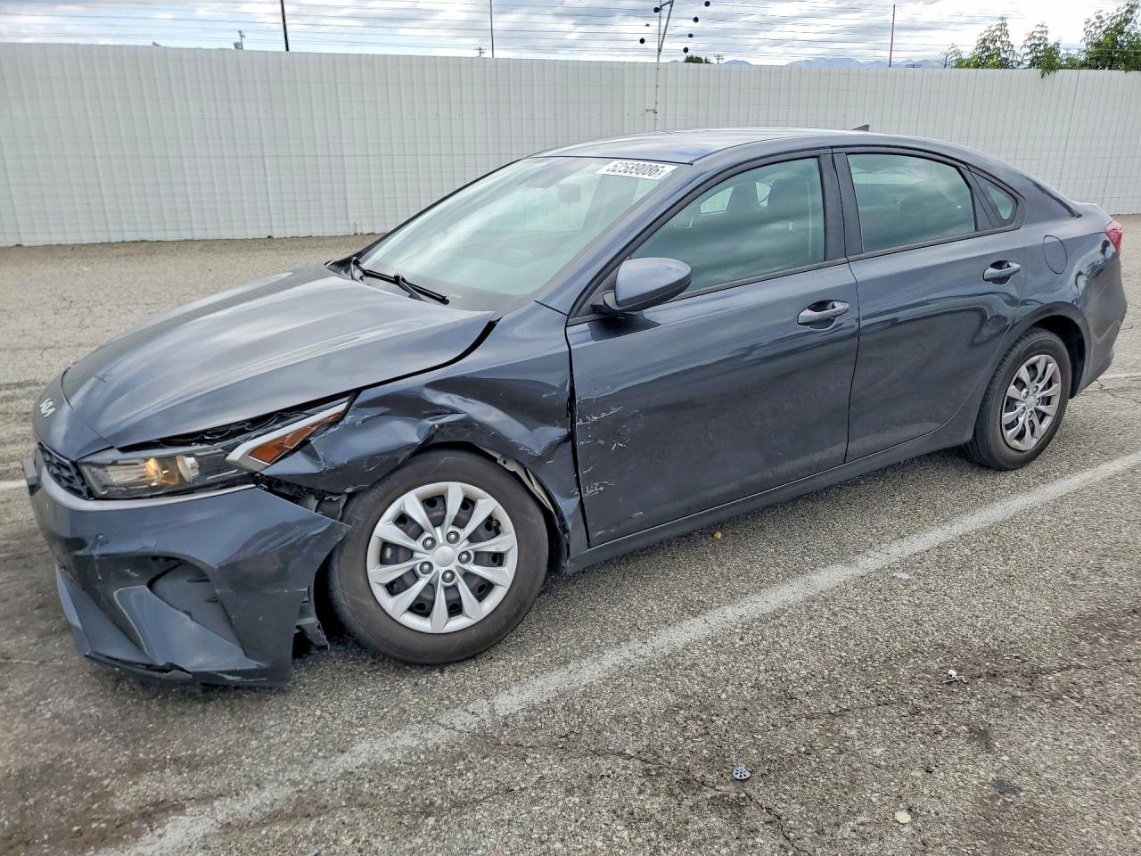 Salvage Kia Forte Image