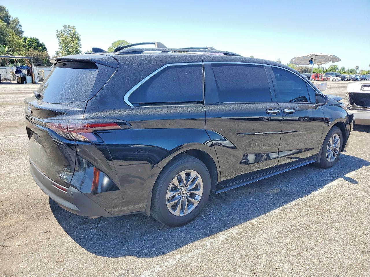 Toyota Sienna Xle 8-passenger