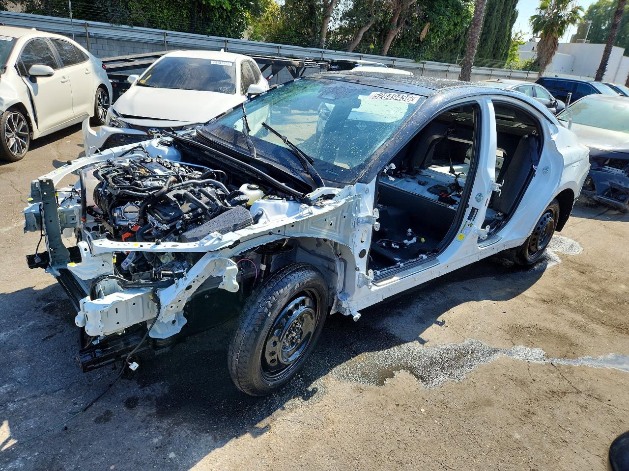 Salvage Toyota Camry Image
