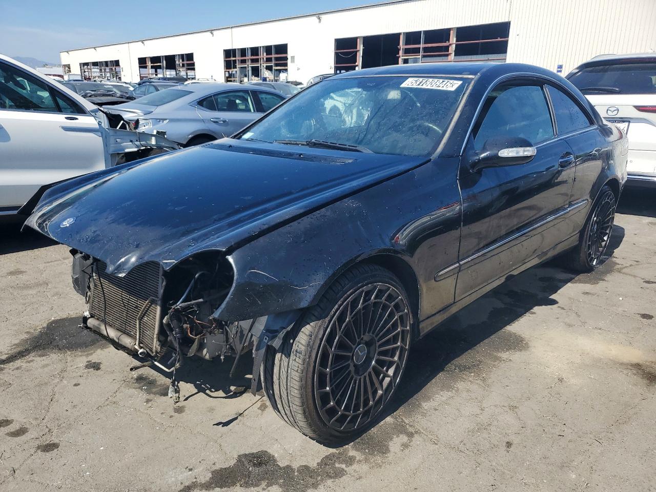 Salvage Mercedes-Benz Clk-class Image
