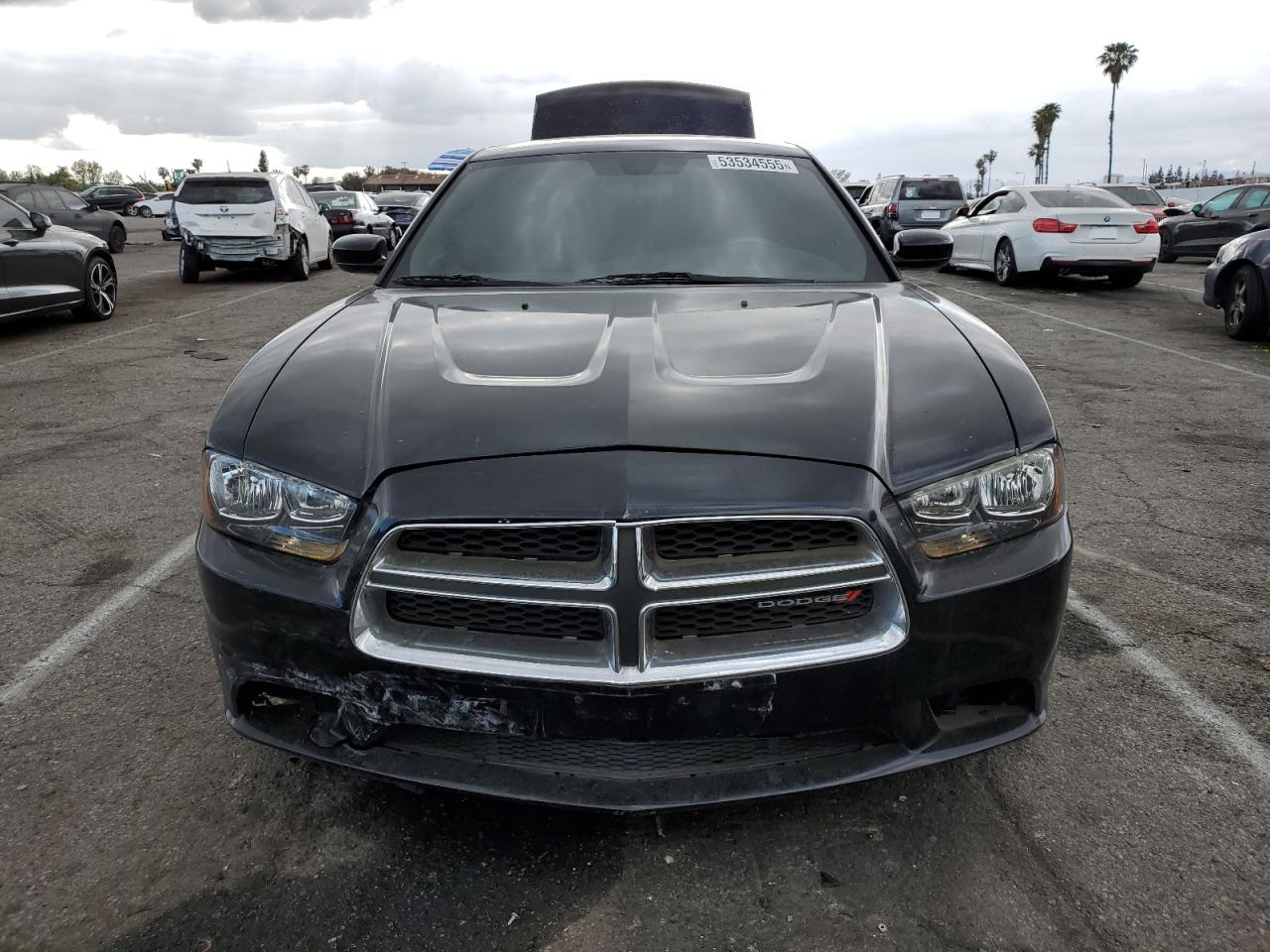 Dodge Charger Se