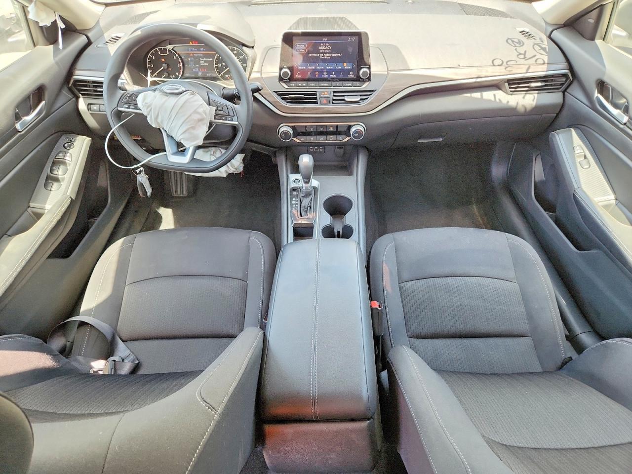 Nissan Altima Sv