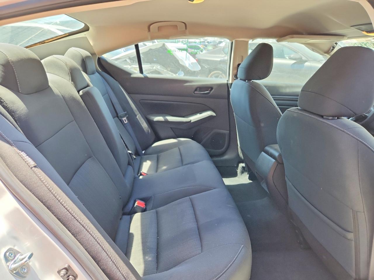 Nissan Altima Sv