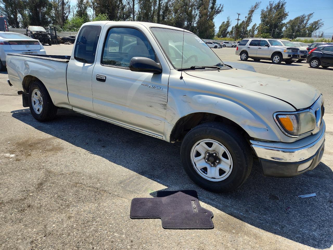 Toyota Tacoma Xtracab