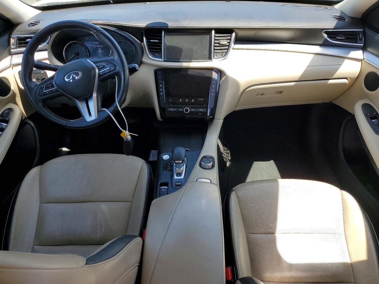 INFINITI Qx Essential