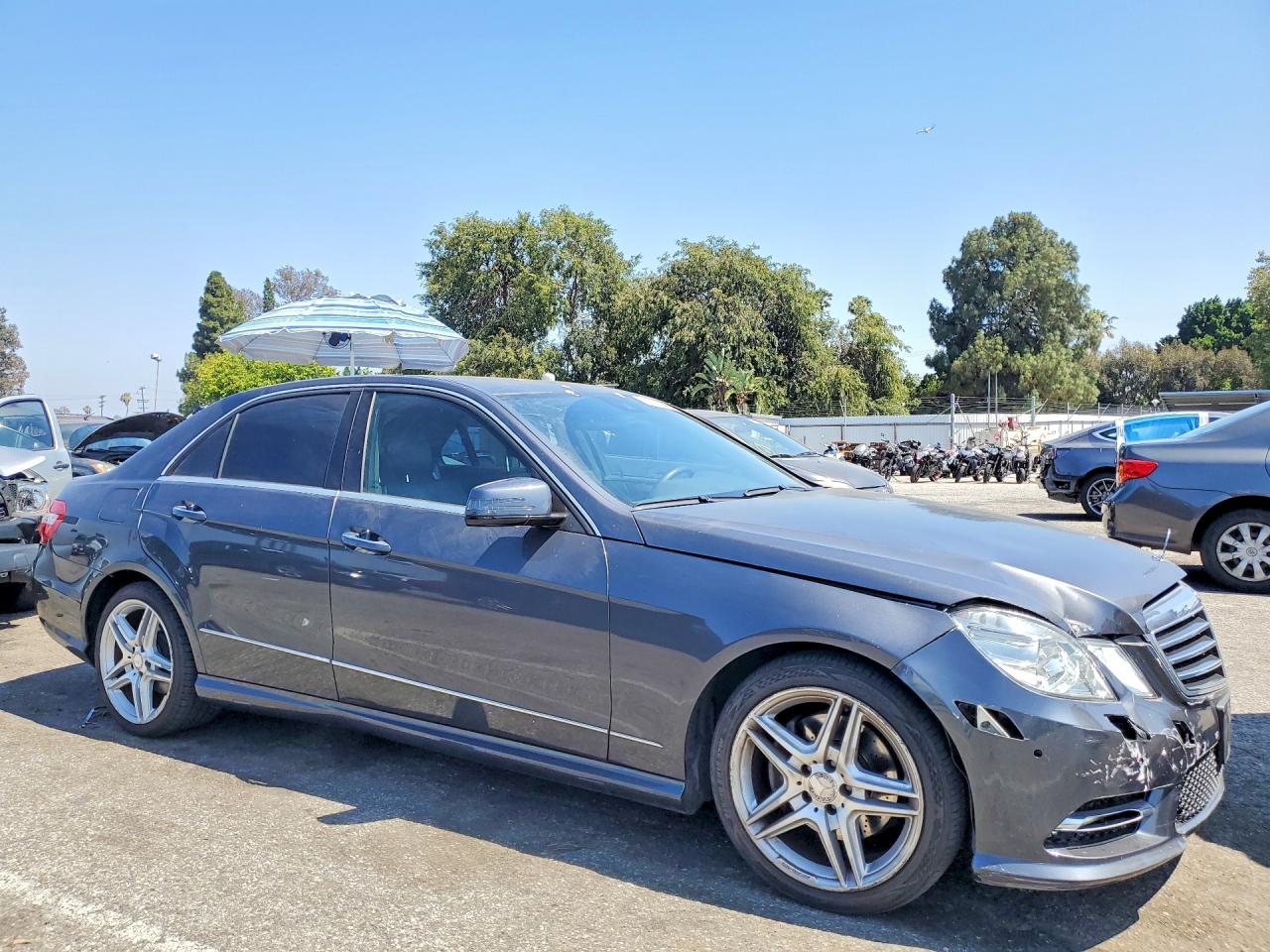 Mercedes-Benz E-Class 350