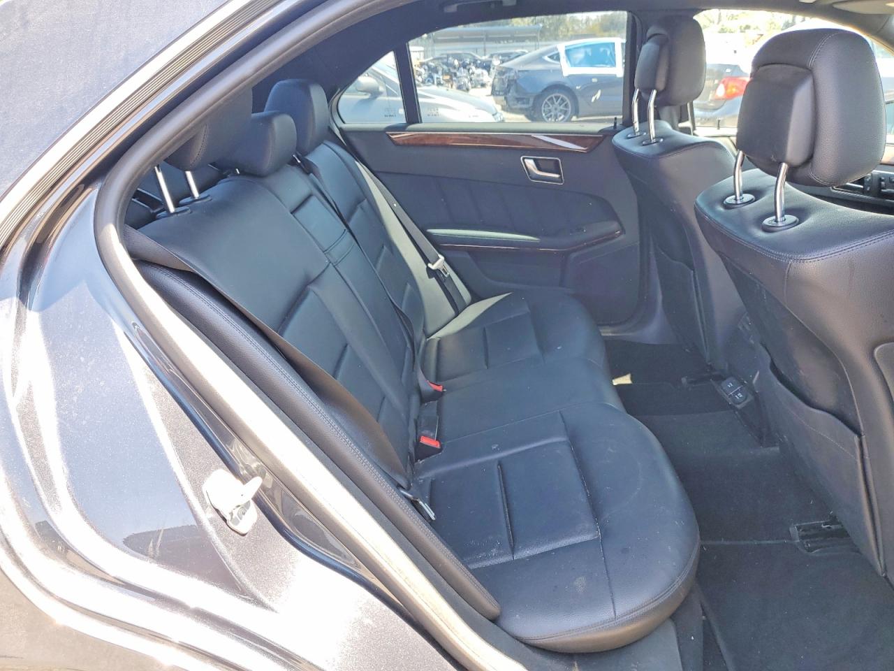 Mercedes-Benz E-Class 350