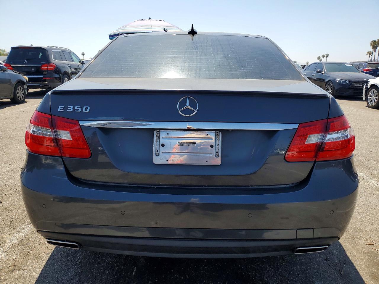 Mercedes-Benz E-Class 350