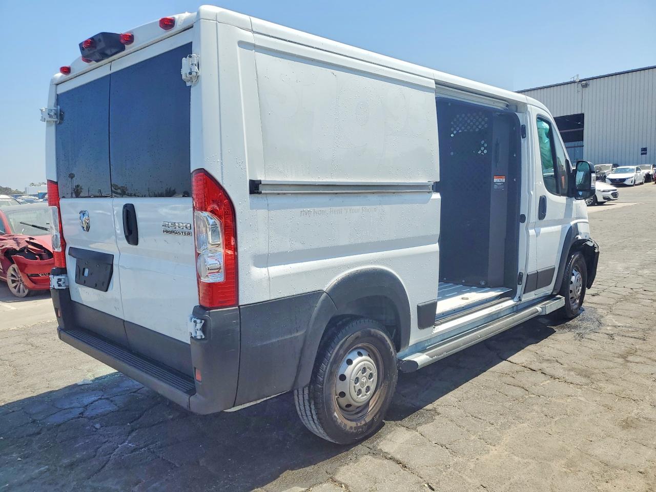 Ram Promaster 2500 Standard