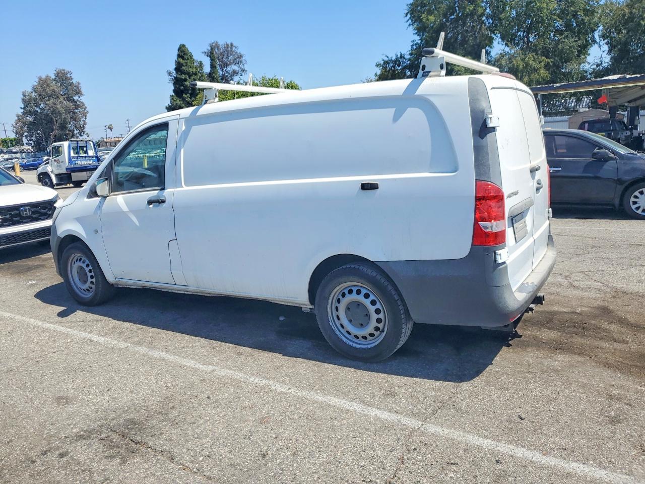 Mercedes-Benz Metris