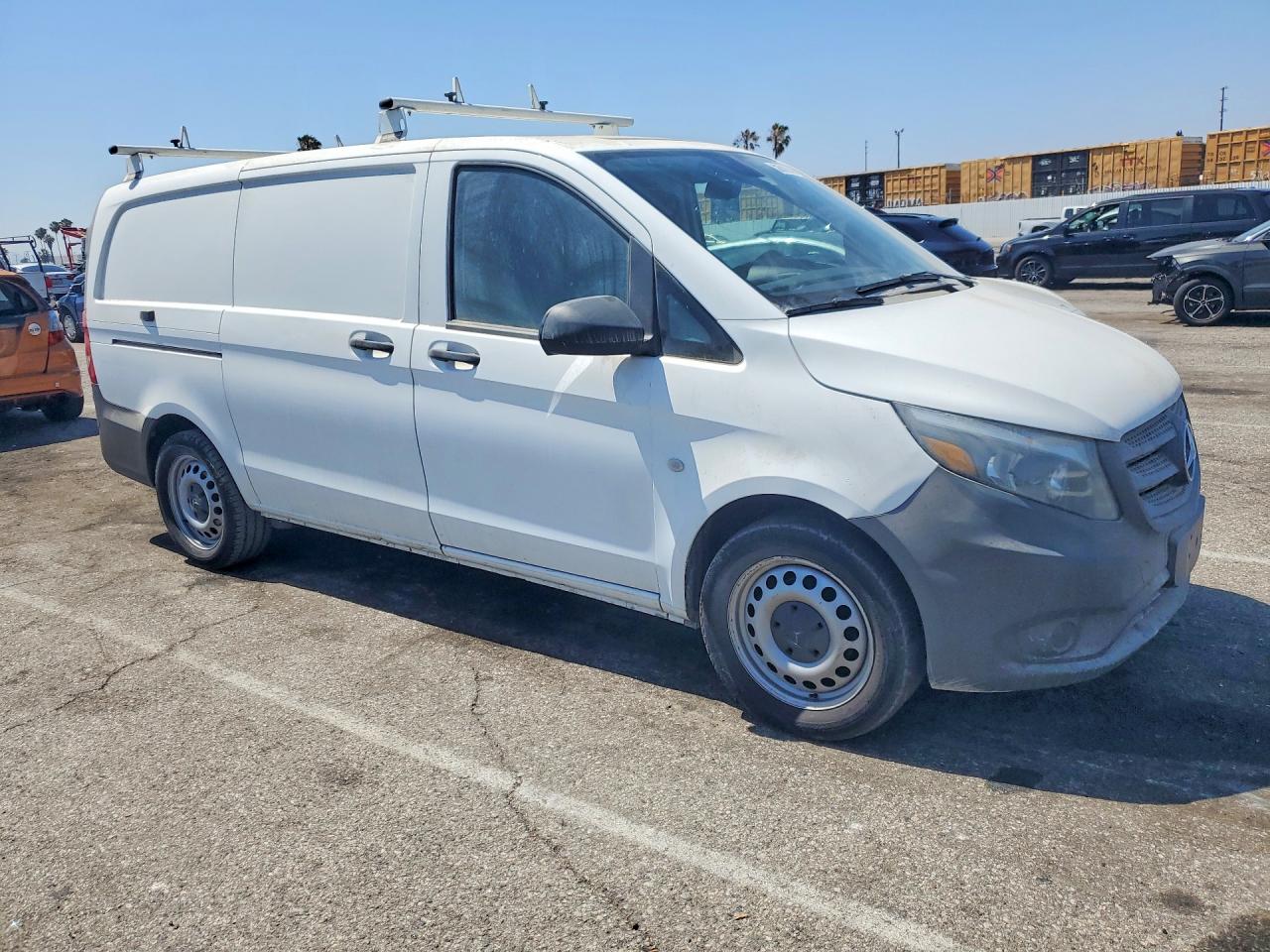 Mercedes-Benz Metris