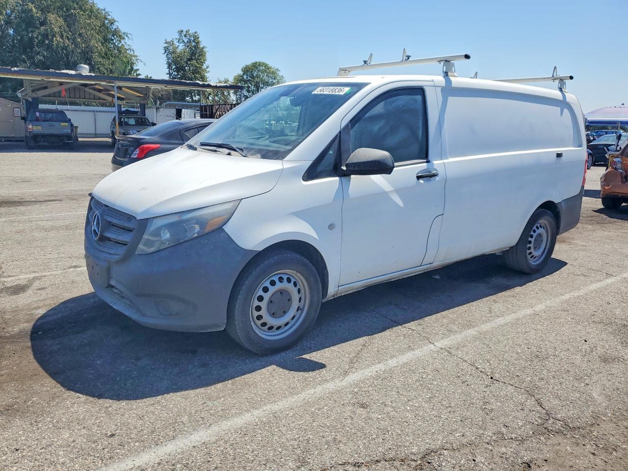 Salvage Mercedes-Benz Metris Image