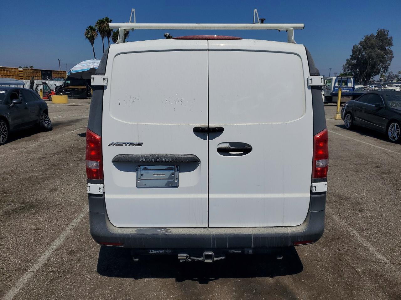 Mercedes-Benz Metris