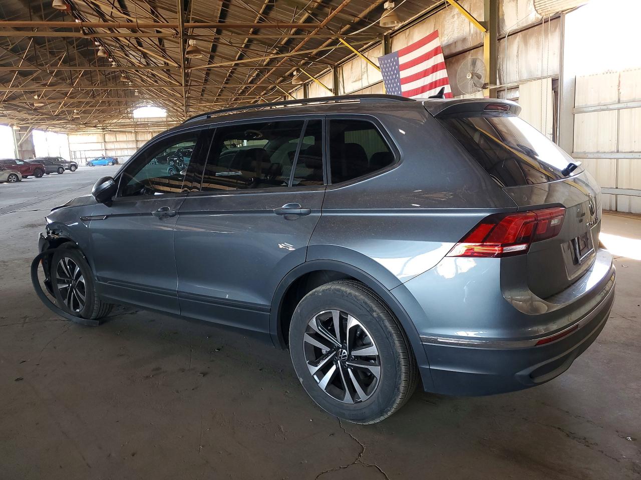 Volkswagen Tiguan S