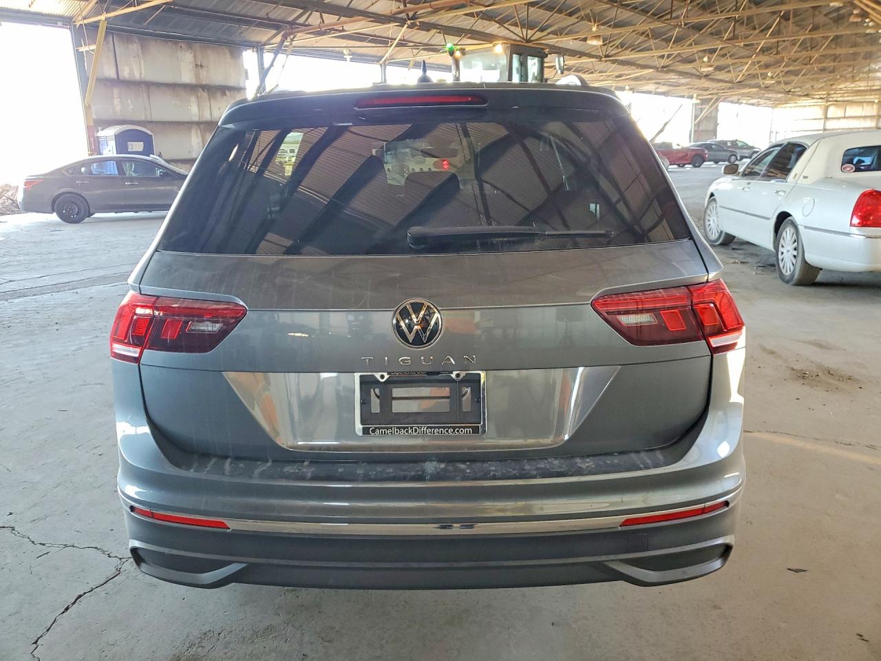 Volkswagen Tiguan S