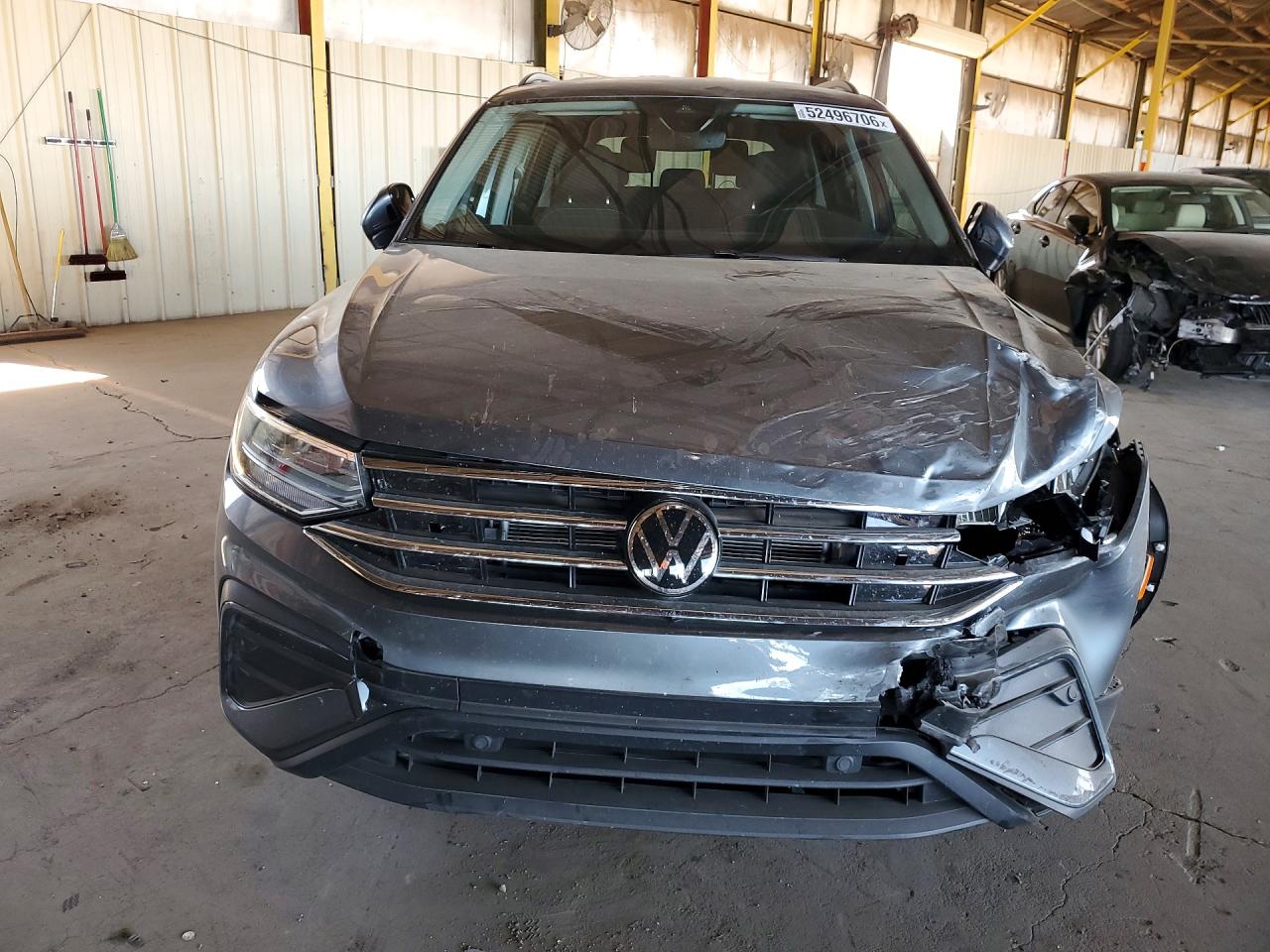 Volkswagen Tiguan S
