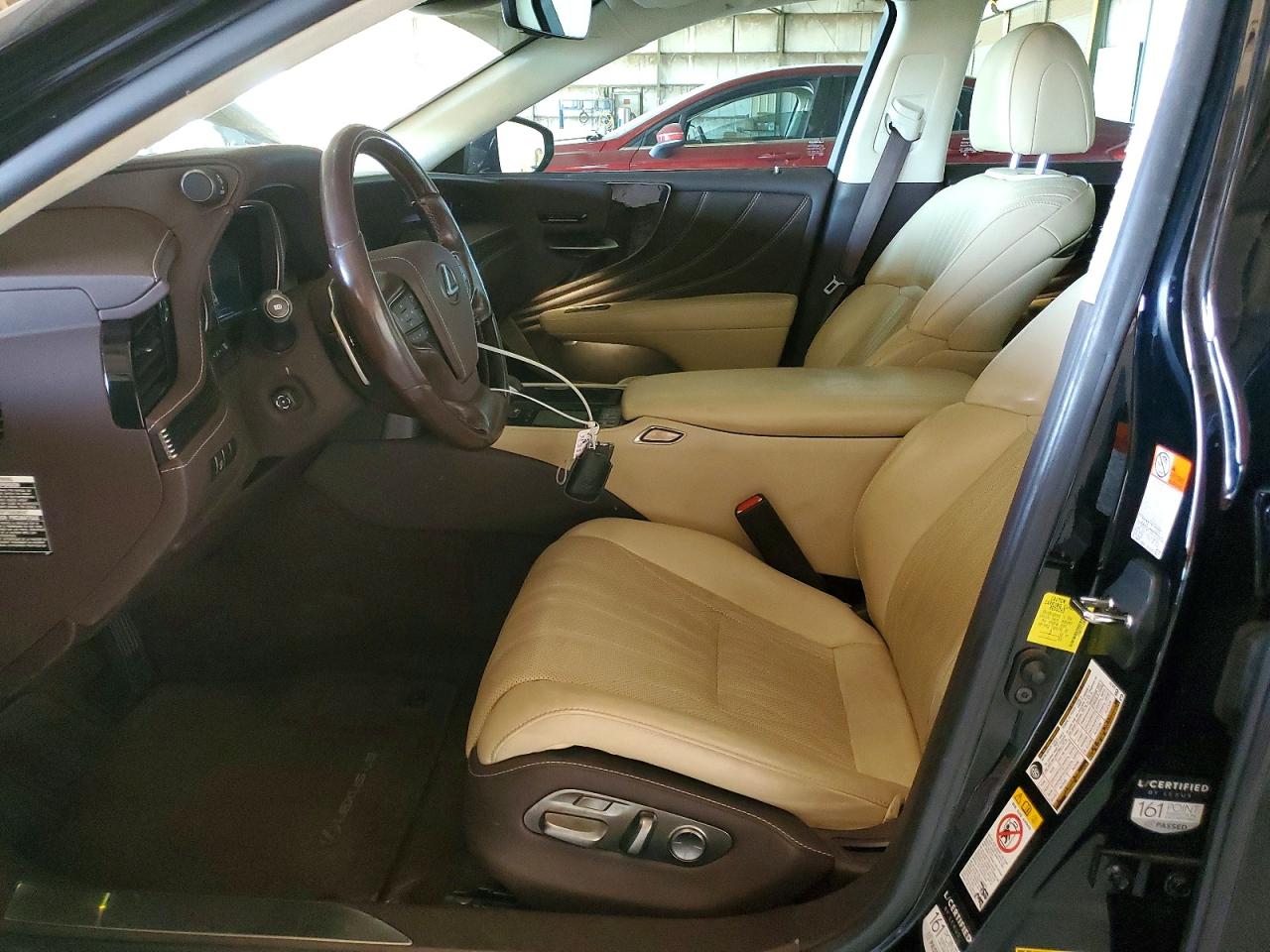 Lexus LS Base