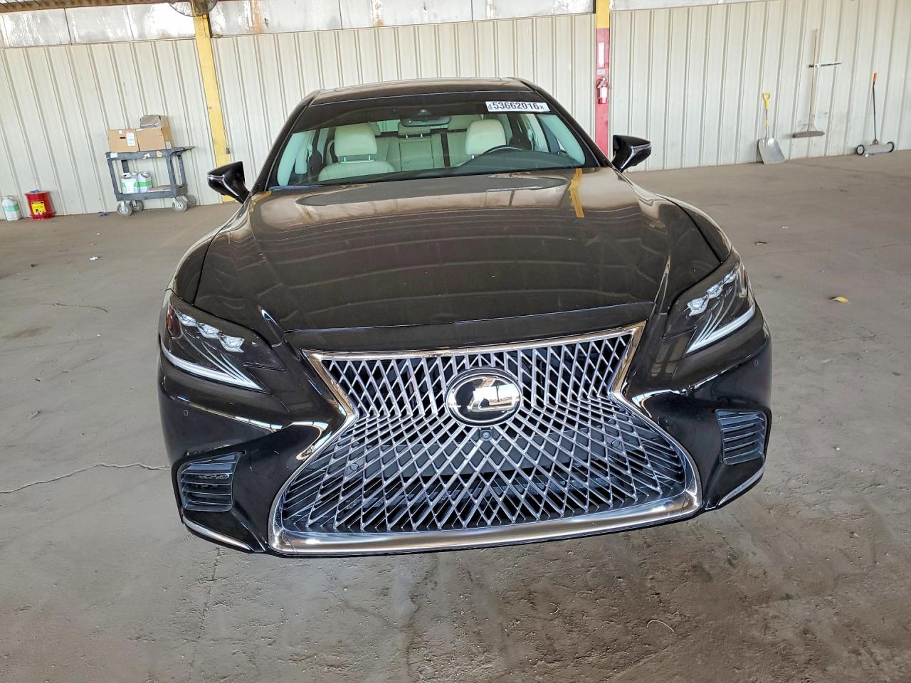 Lexus LS Base