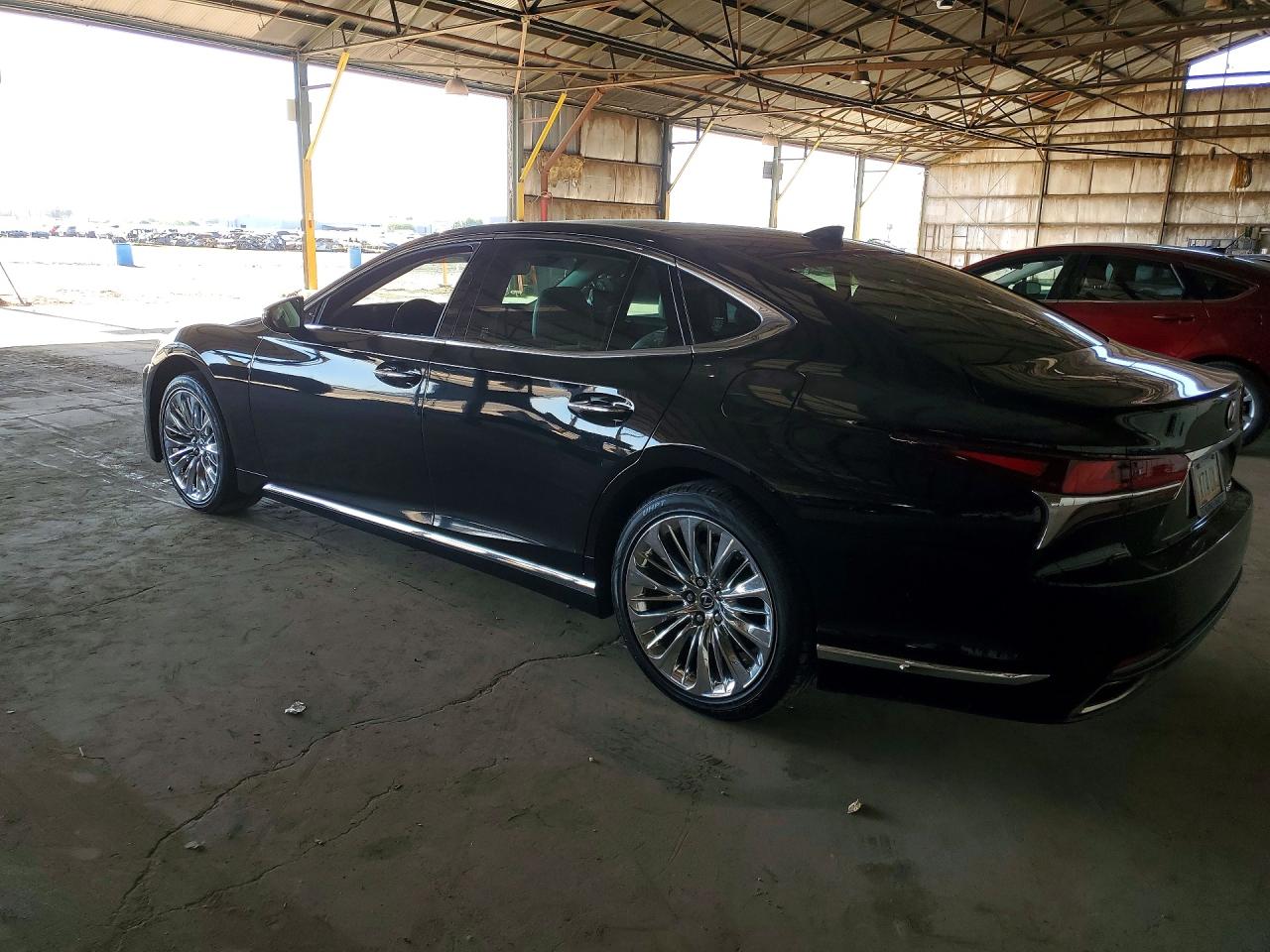 Lexus LS Base