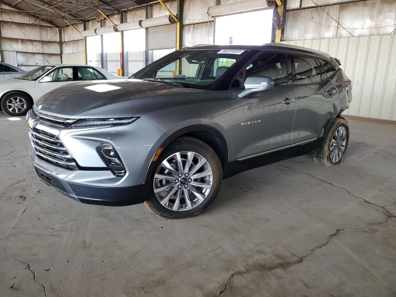 Salvage Chevrolet Blazer Image