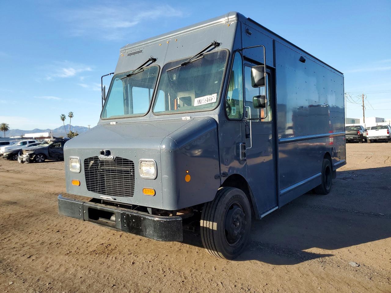 Salvage Freightliner Mt45 Image