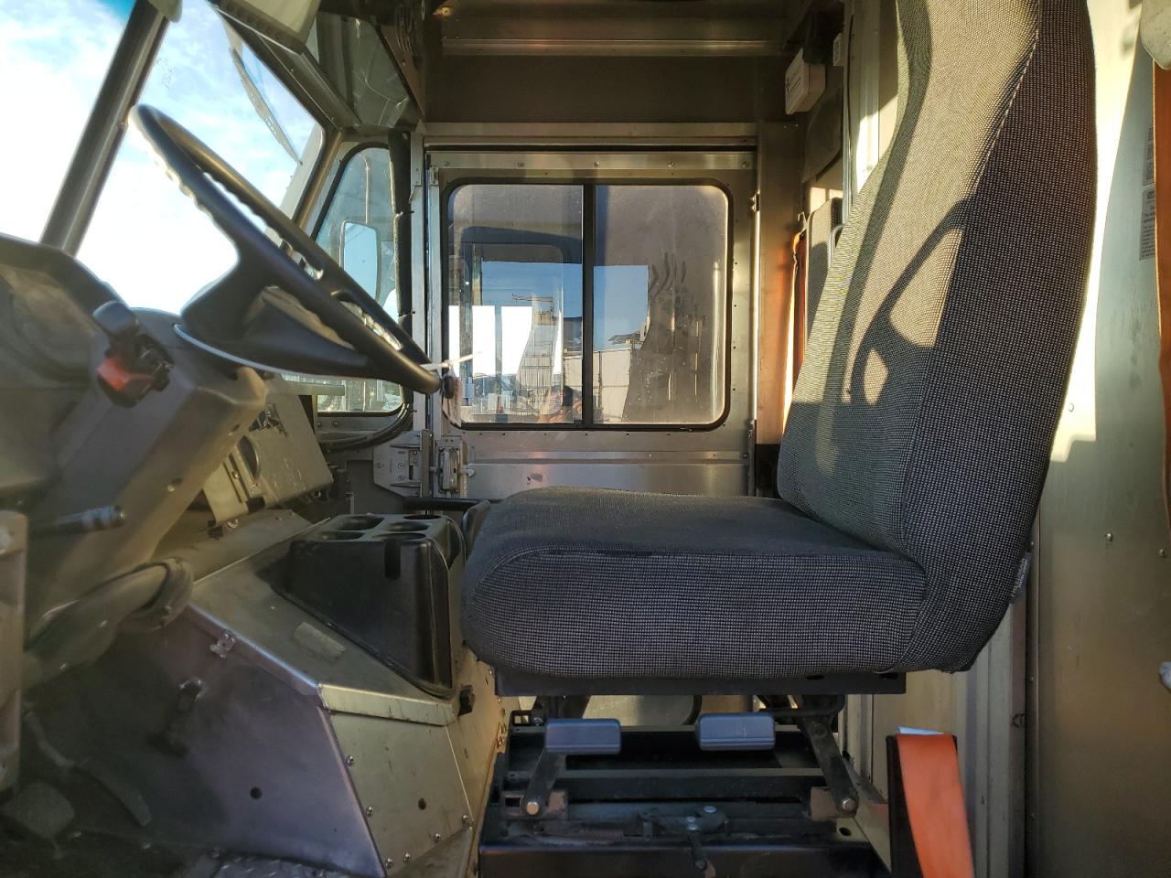 Freightliner Mt45