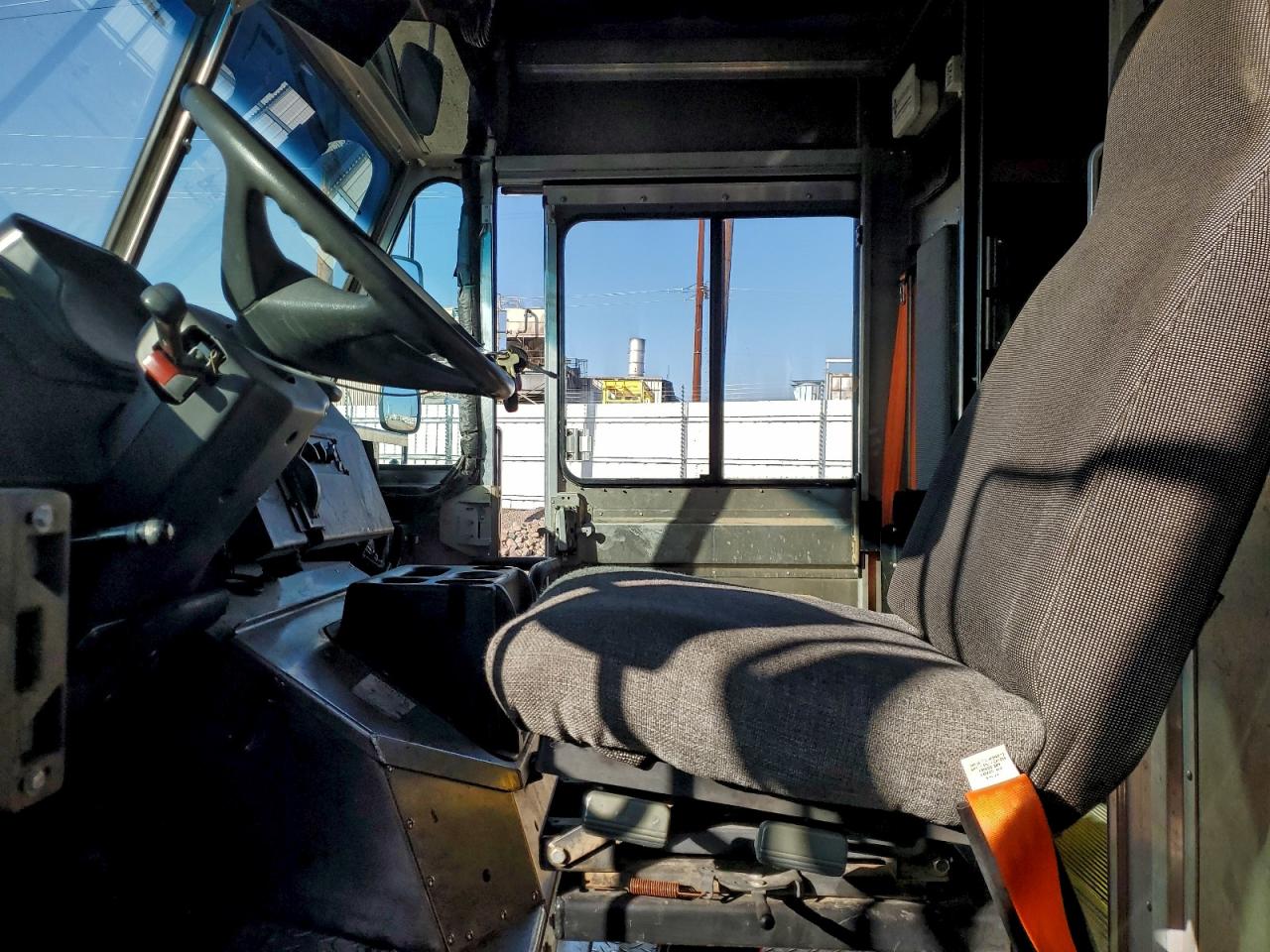 Freightliner Chassis M Line Walk-in Van