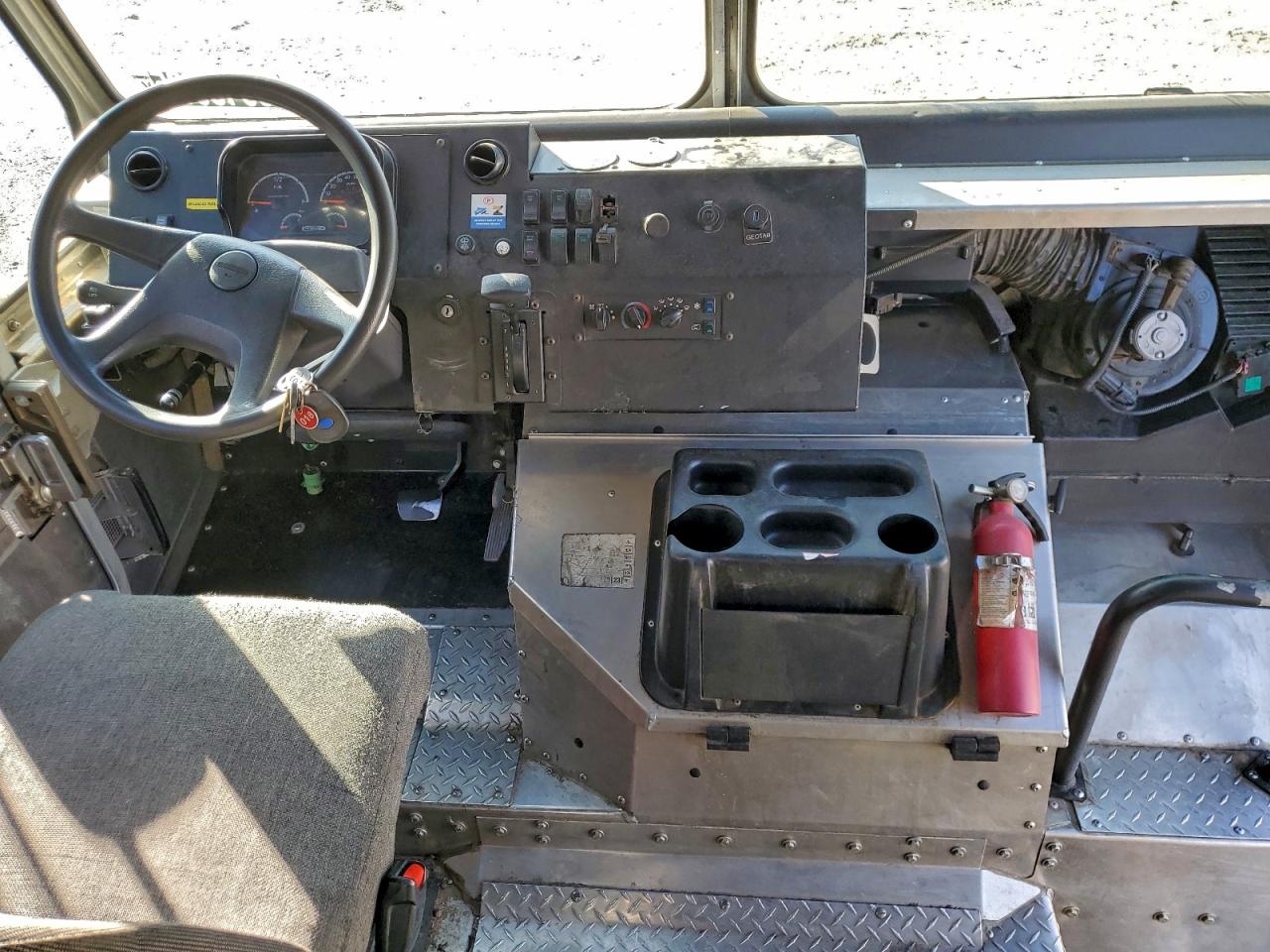 Freightliner Chassis M Line Walk-in Van
