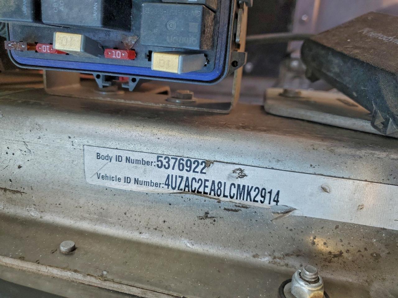 Freightliner Chassis M Line Walk-in Van