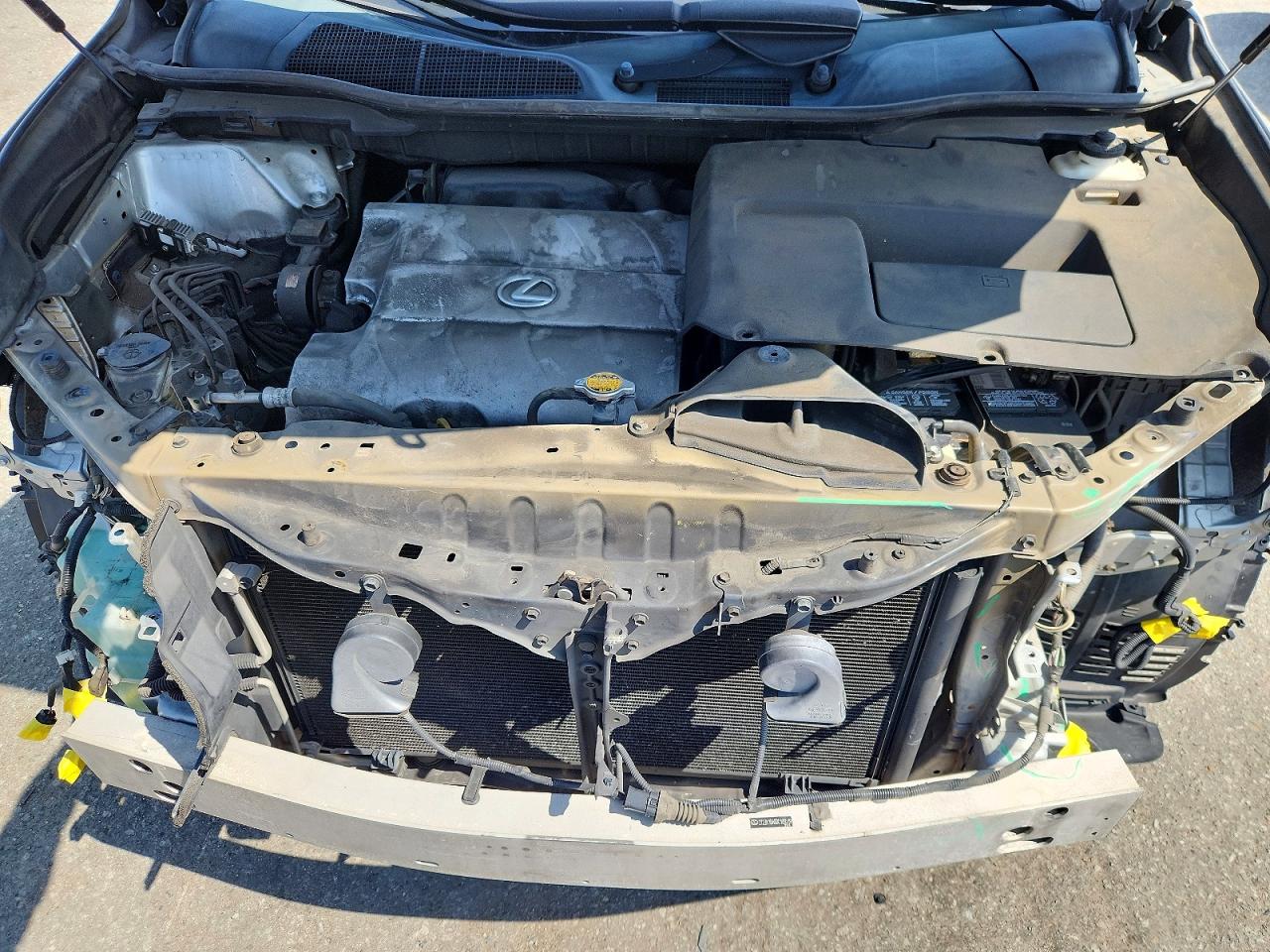 Lexus RX Base
