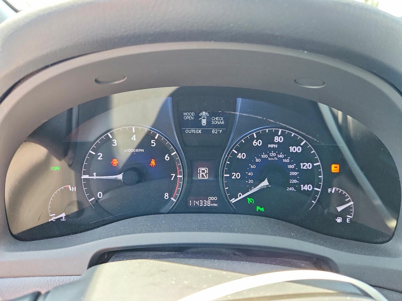 Lexus RX Base