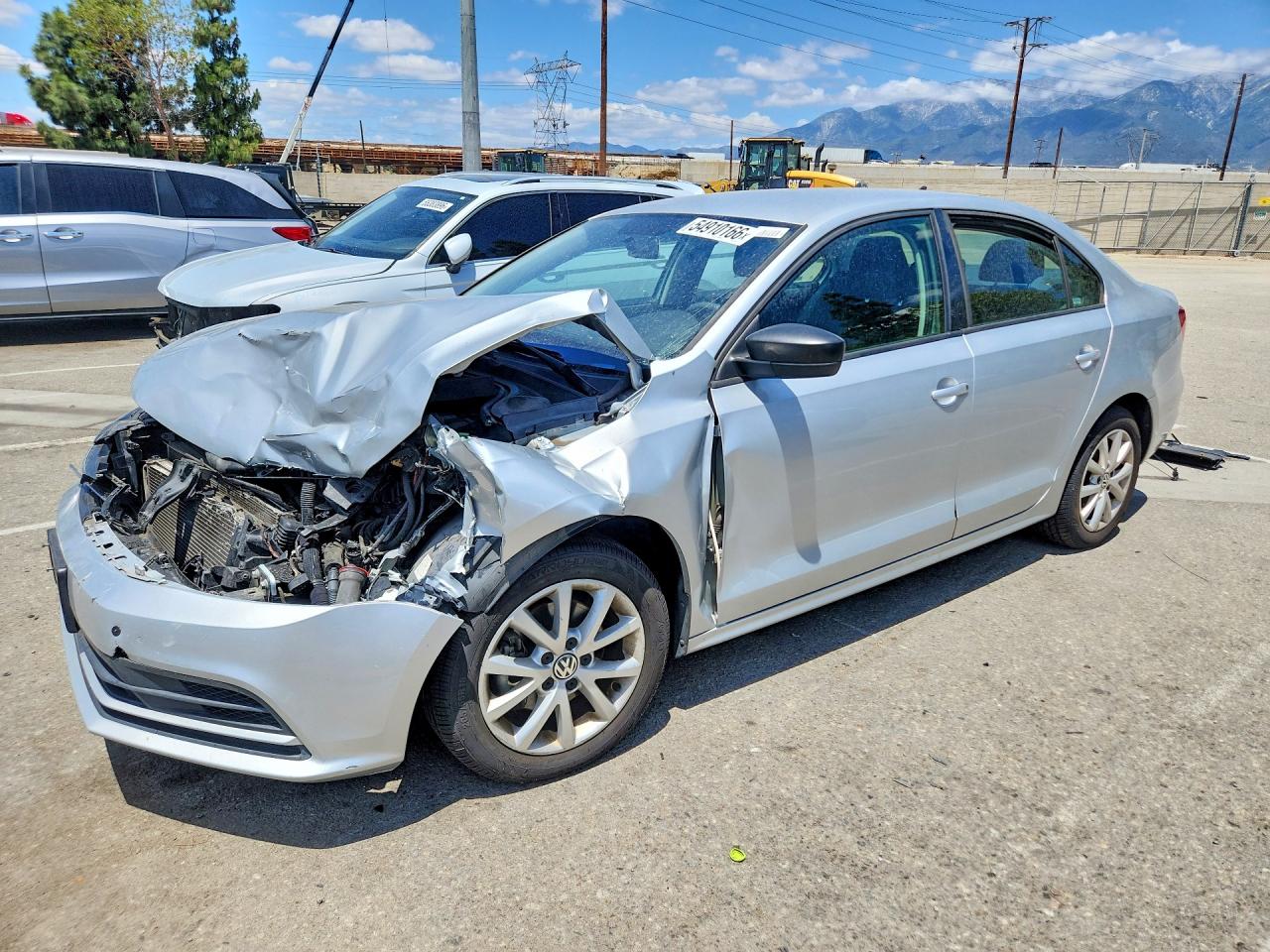 Salvage Volkswagen Jetta Image