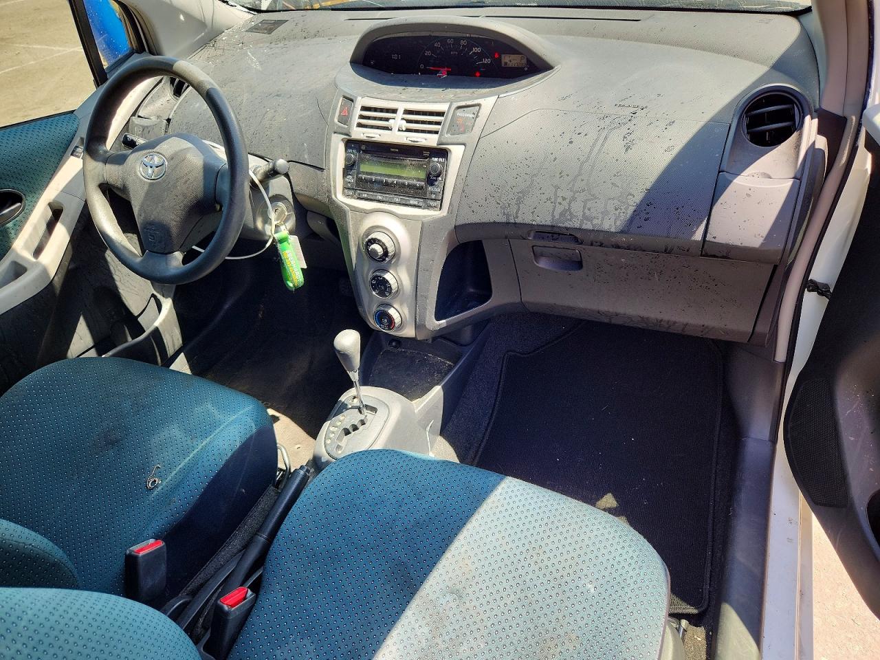 Toyota Yaris Base