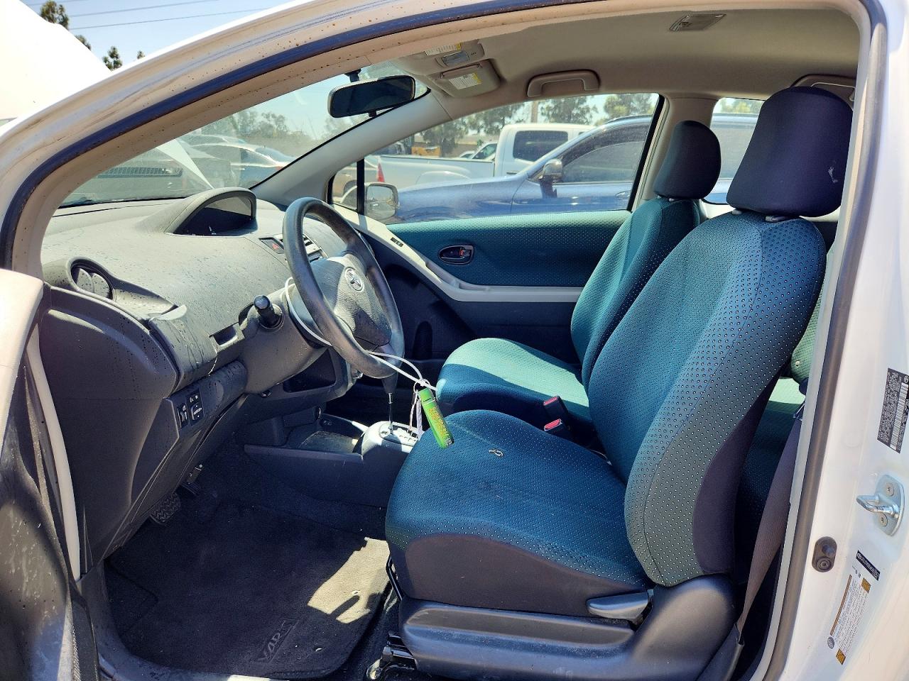 Toyota Yaris Base
