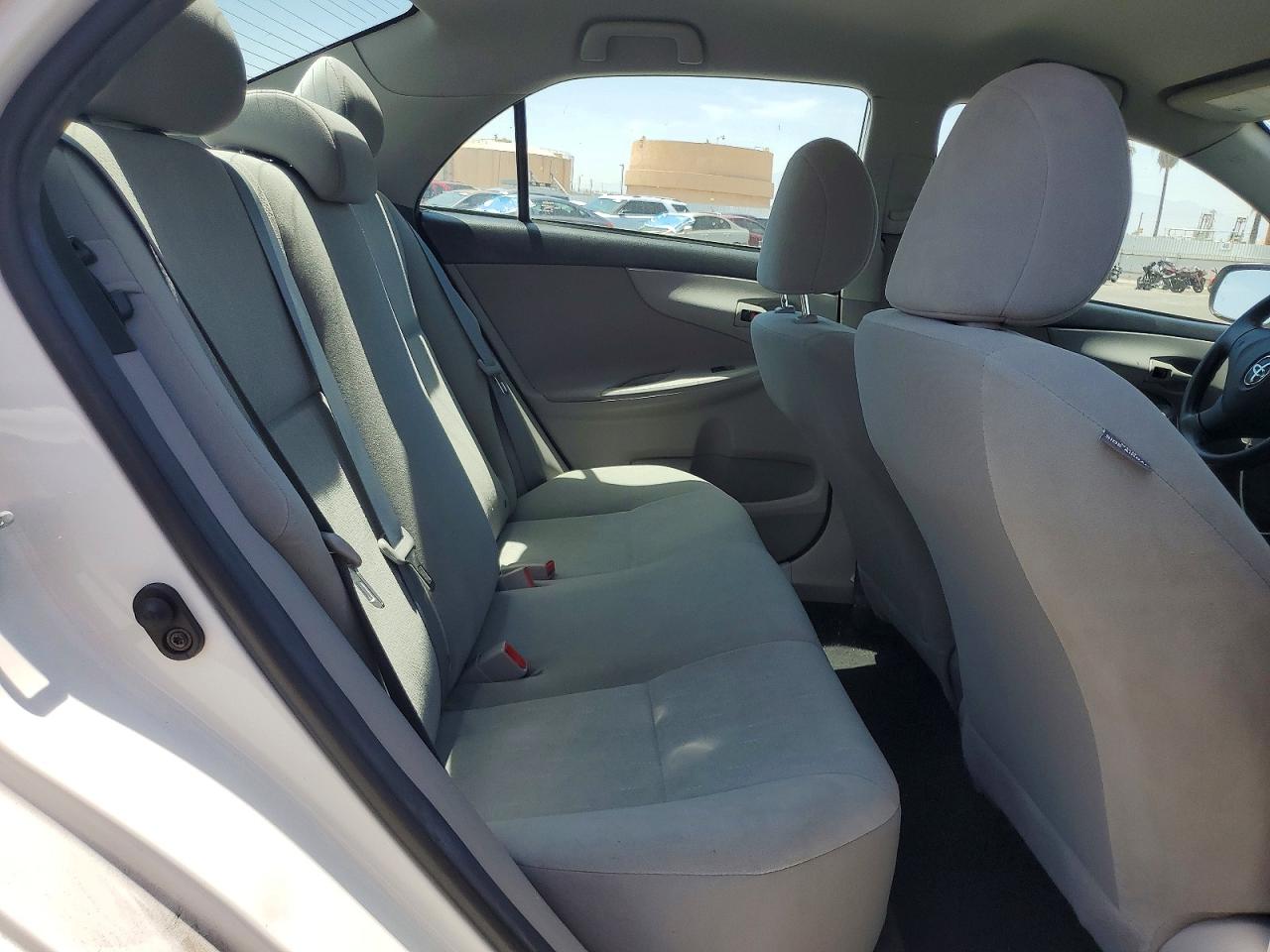 Toyota Corolla L