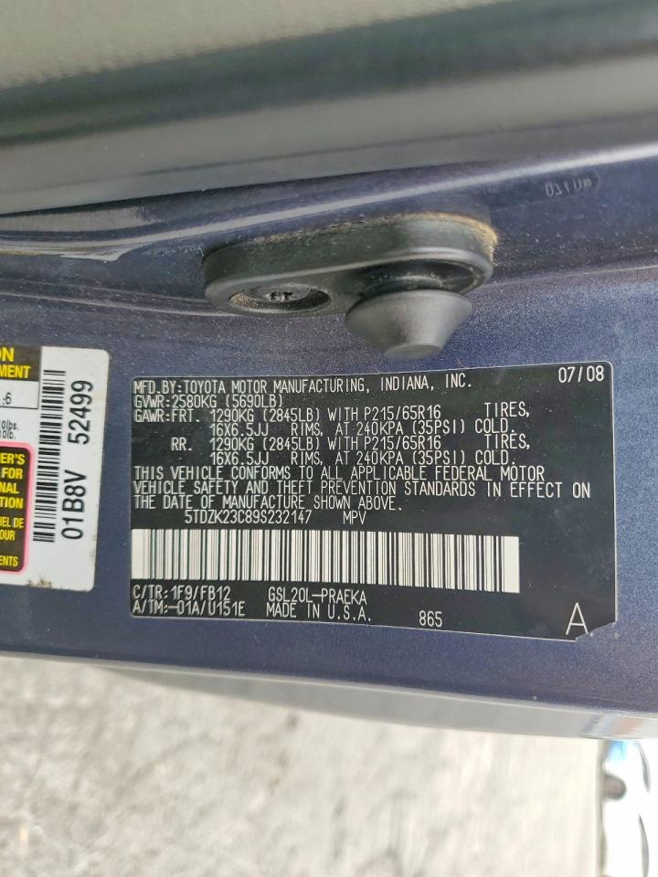 Toyota Sienna Ce 7-passenger