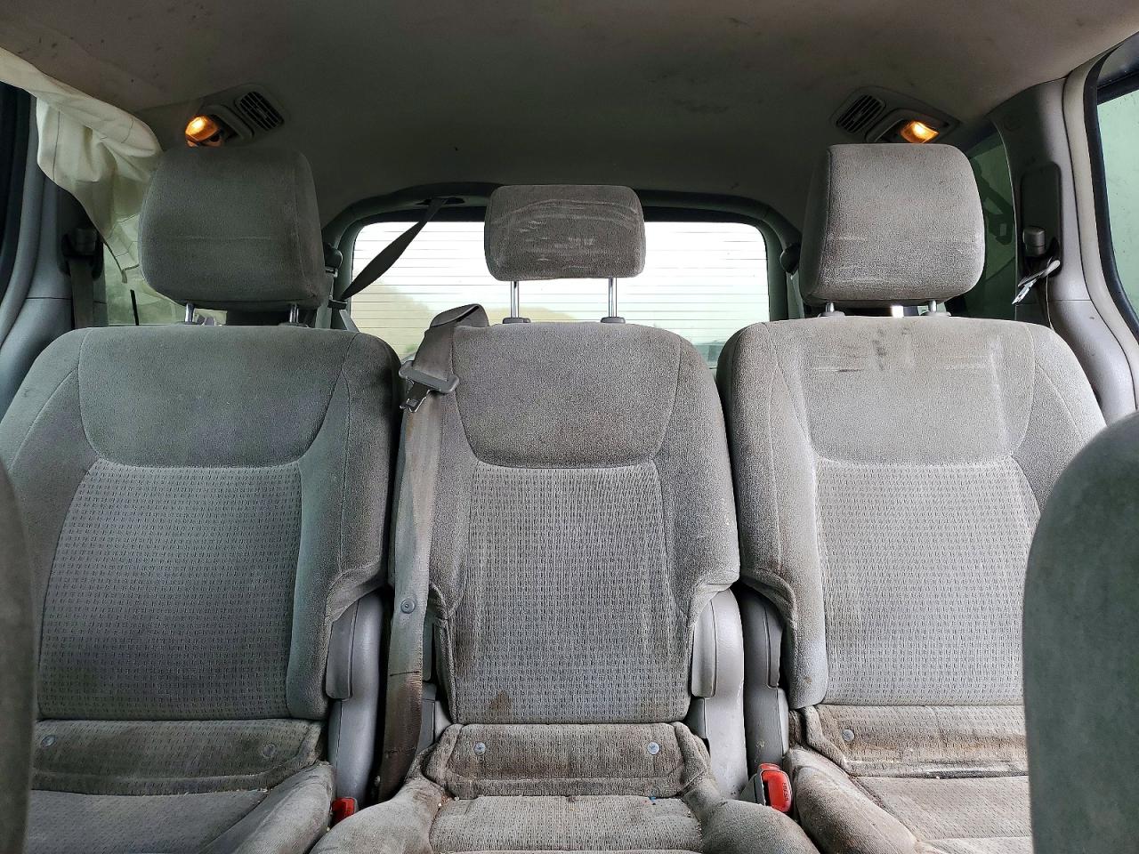 Toyota Sienna Ce 7-passenger