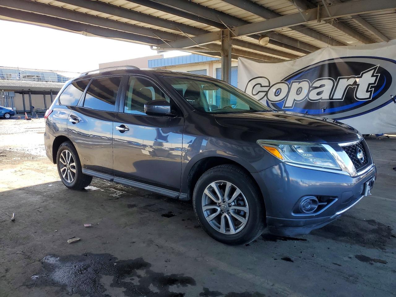 Nissan Pathfinder S