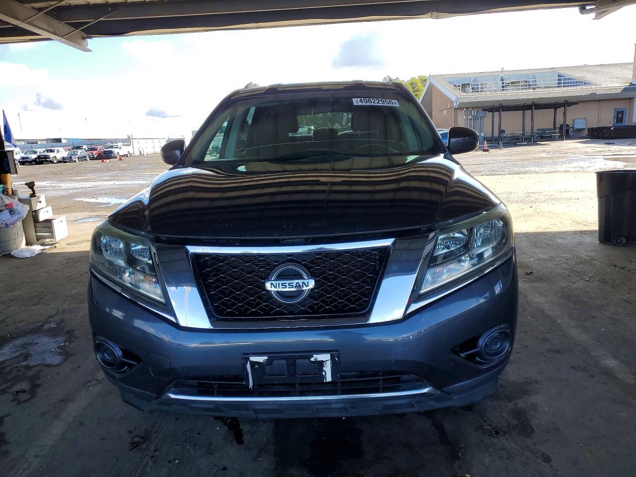 Nissan Pathfinder S