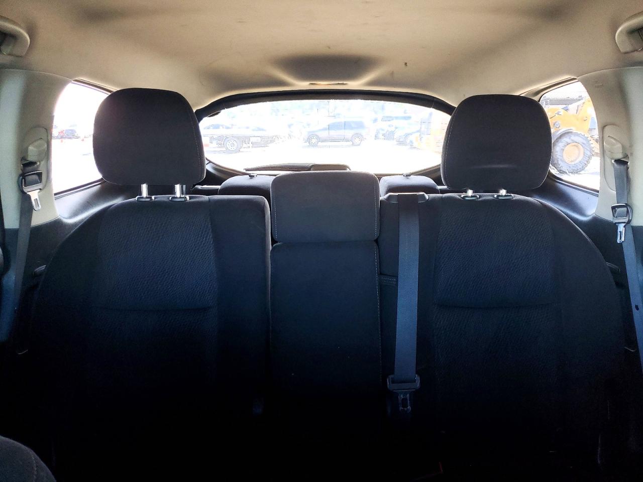 Nissan Pathfinder S